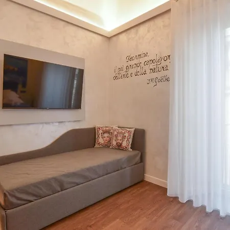 Cozy In Taormina