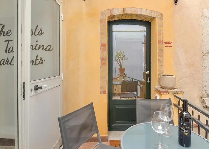 The Nest * Taormina